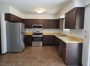 951 Brentwood Dr #B, Pt Edwards, WI 54469