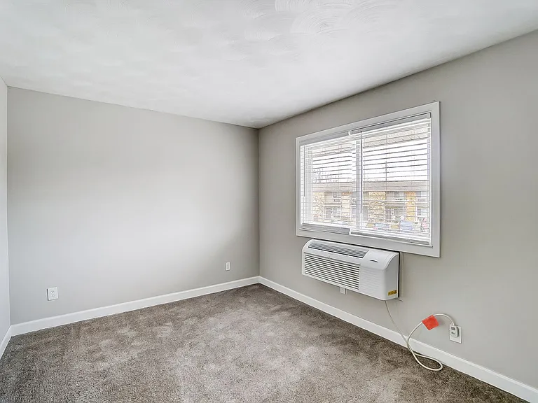 Hickory Creek Apartments — Photo 49