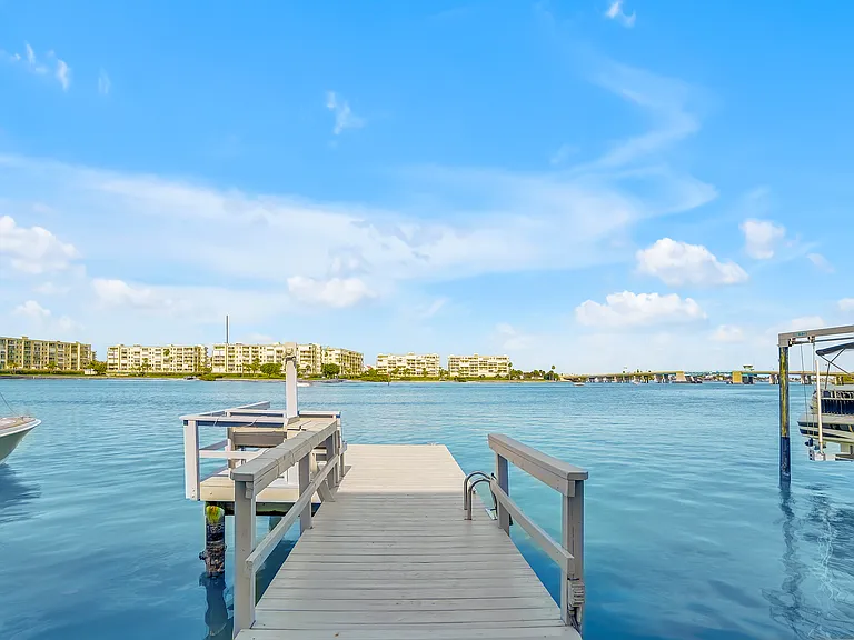 7845 Boca Ciega Dr — Photo 35