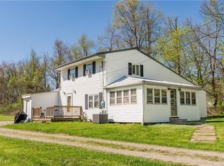1548 Vanderhoof Rd, Barberton, OH 44203