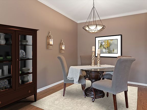 5th image of 501 Forest Ave APT 307