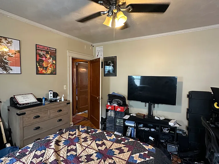 264 Market St — Photo 13