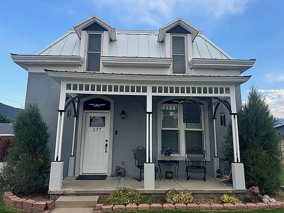 3rd image of 237 D St