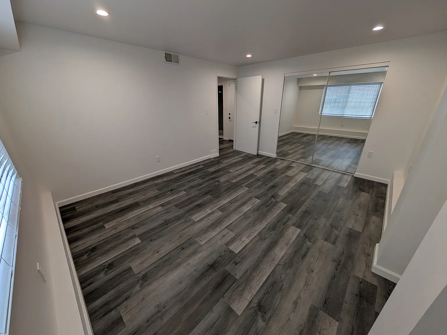 1 bed, 500 sqft, $2,800 — Photo 4