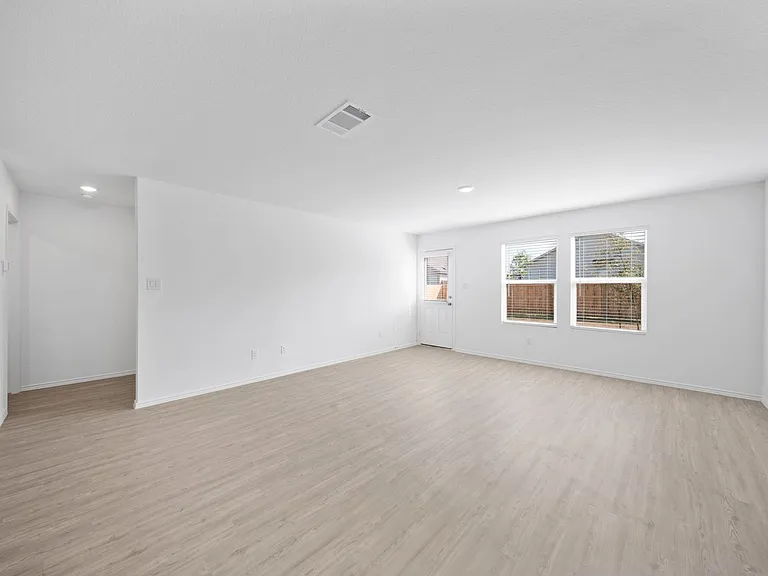 9311 Selene Pl — Photo 8