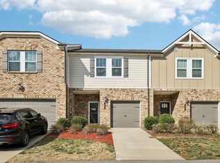 423 Palmetto Dr, Columbia, TN 38401