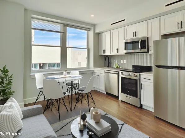 Nineteen-24 Apartments