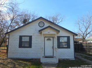 807 N Main St, Pleasanton, TX 78064