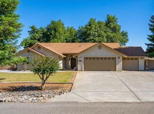 17935 Arlington Ct, Anderson, CA 96007
