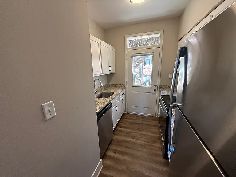 7157 Lyndover Pl #H2 — Photo 5