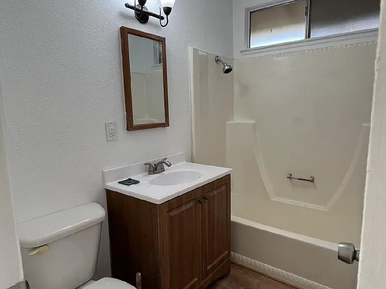 334 San Luis Way — Photo 3