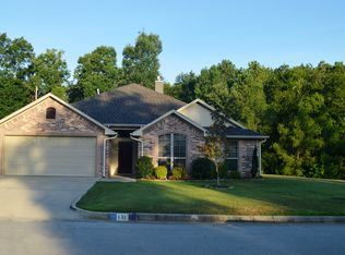 131 Labrador Ln, Hallsville, TX 75650