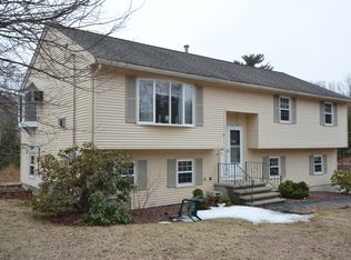126 Maryland Rd, Tewksbury, MA 01876