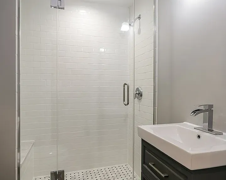 548 W Fullerton Pkwy #G — Photo 7