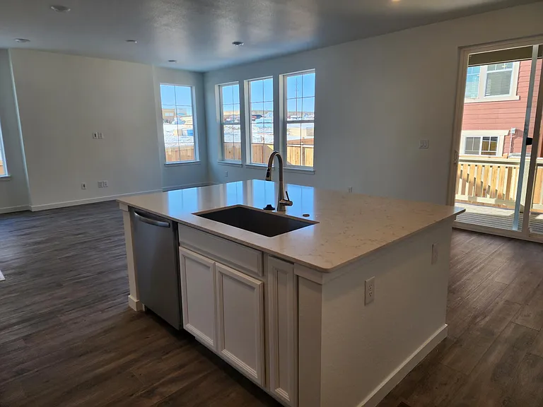 9017 Redfield Ln — Photo 5