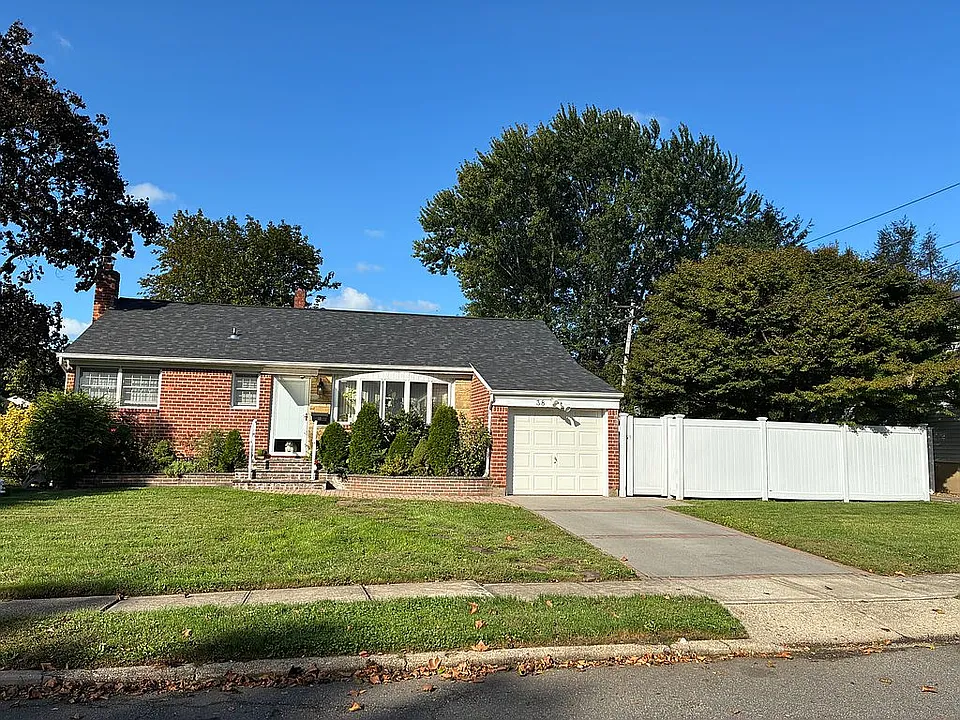 38 Ava Dr — exterior photo