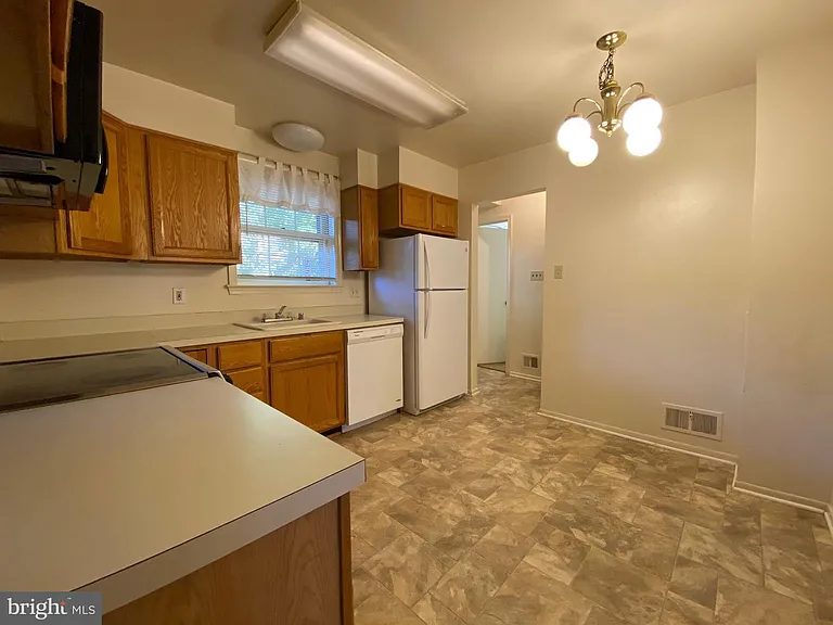6731 Bellamy Ave — Photo 8