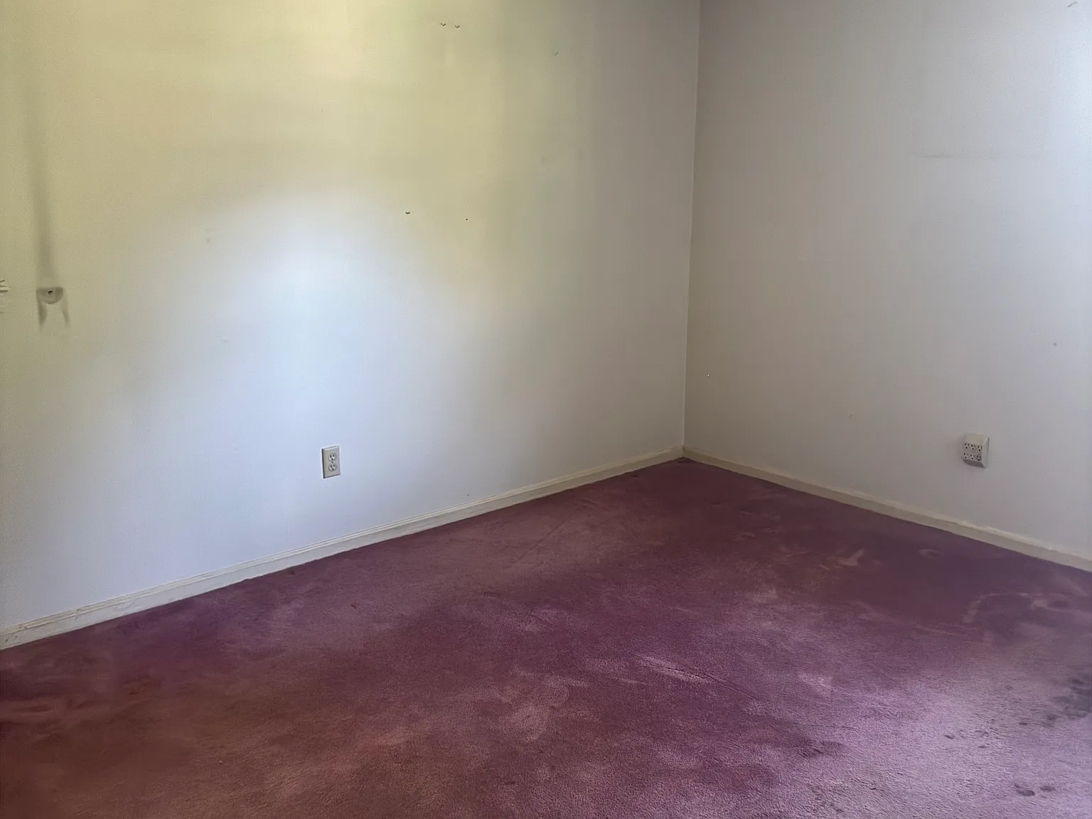 3 bed, 2700 sqft, $1,700 — Photo 3