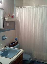 3rd image of 1218 Farragut Dr N