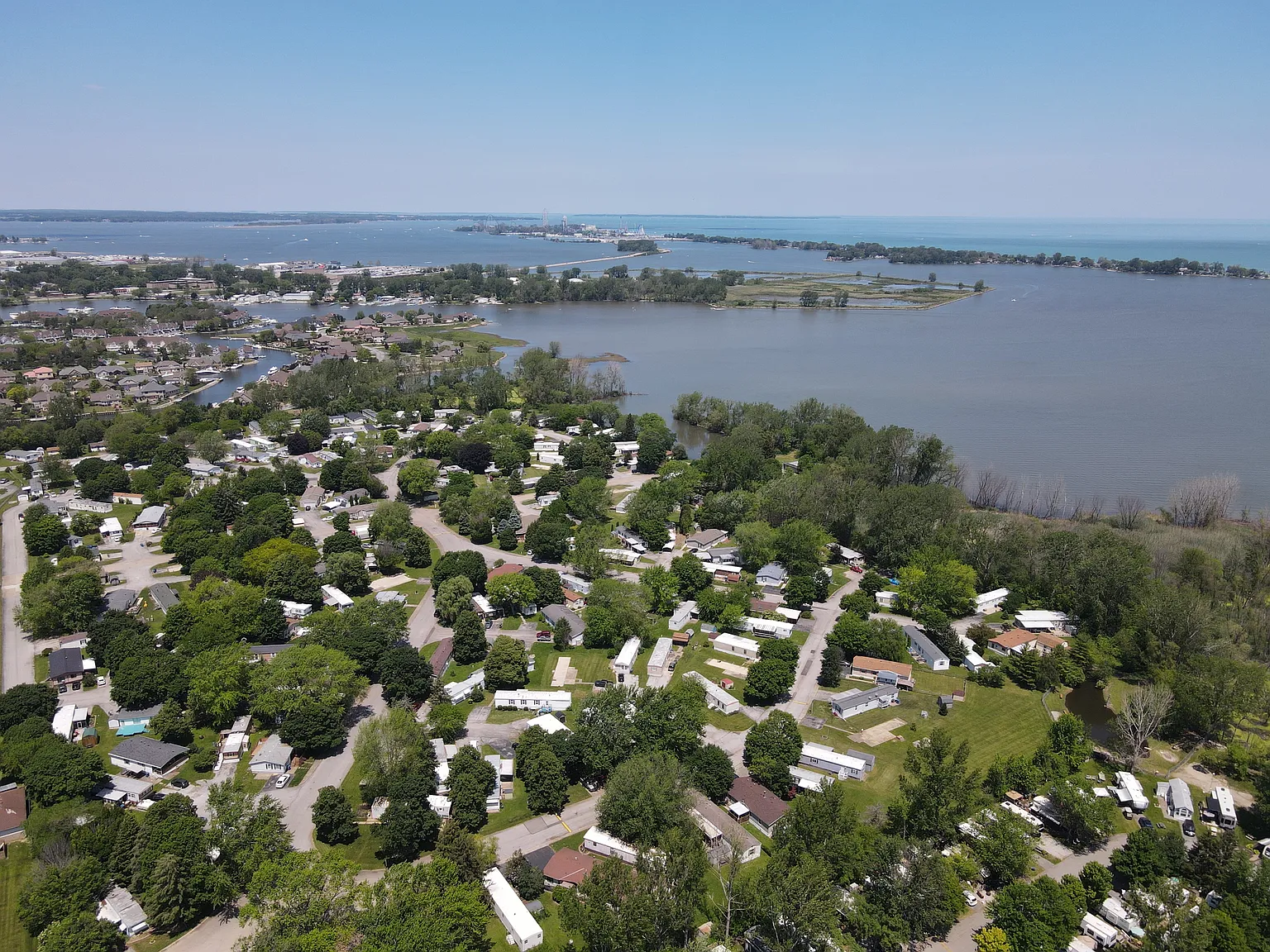 Bayshore Estates — Photo 2