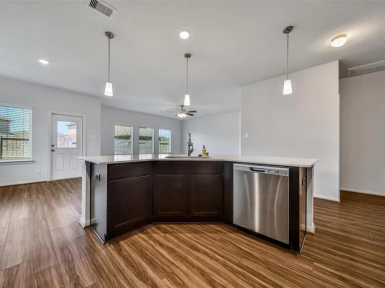 20975 New Proper Dr — Photo 4