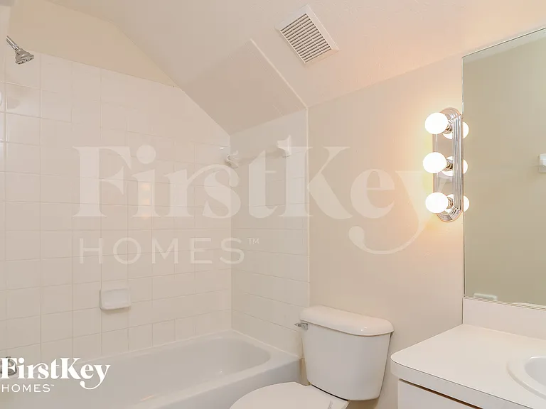 6173 Skylarkcrest Dr — Photo 14