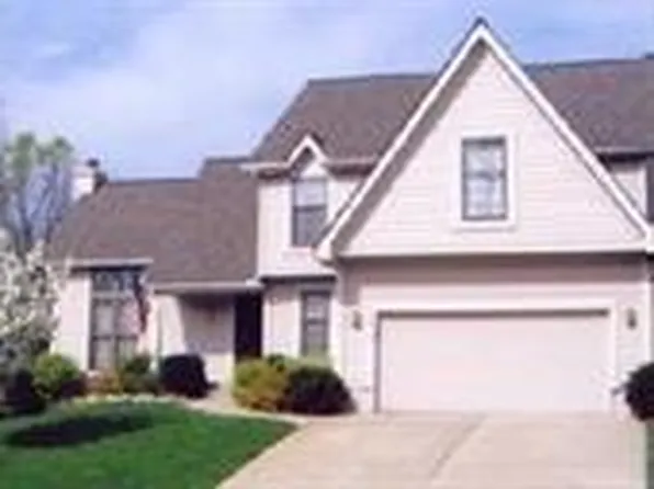 12110 S Acuff Ln, Olathe, KS 66062