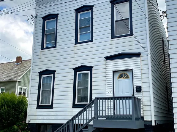 2218 14th St, Troy, NY 12180