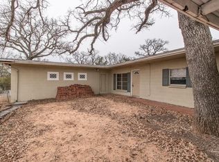 1212 N Corinth St, Corinth, TX 76208