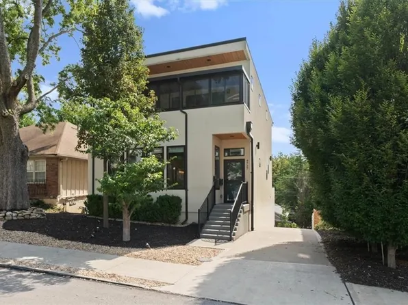 4727 Mercier St, Kansas City, MO 64112