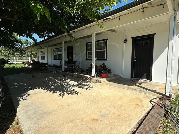 3rd image of 10721 Loma Rica Rd