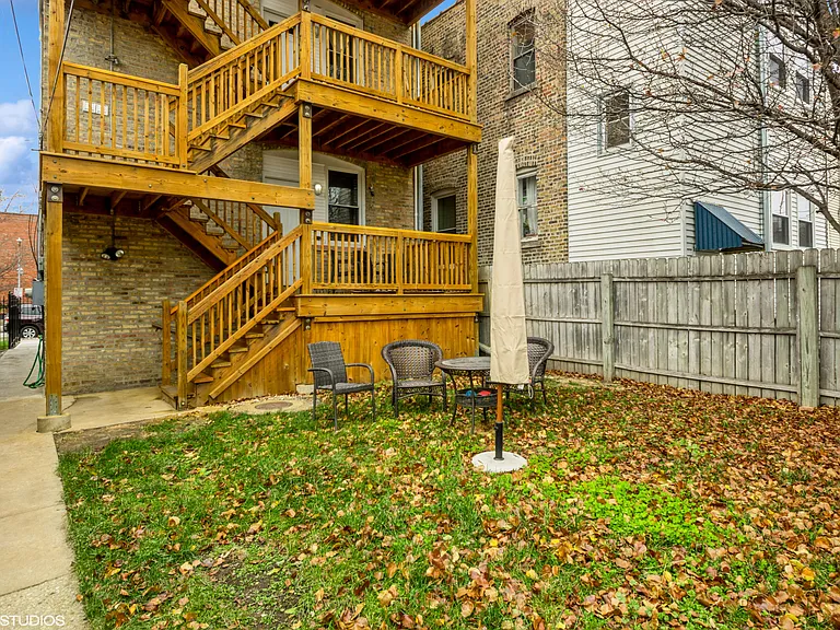 2417 N Ridgeway Ave #1 — Photo 22