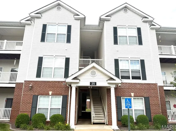 25 Kassebaum Ln APT 203, Saint Louis, MO 63129