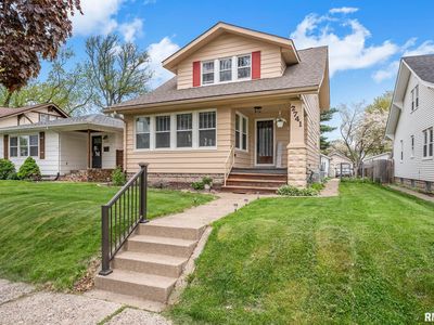 2741 14th Ave, Moline, IL, 61265
