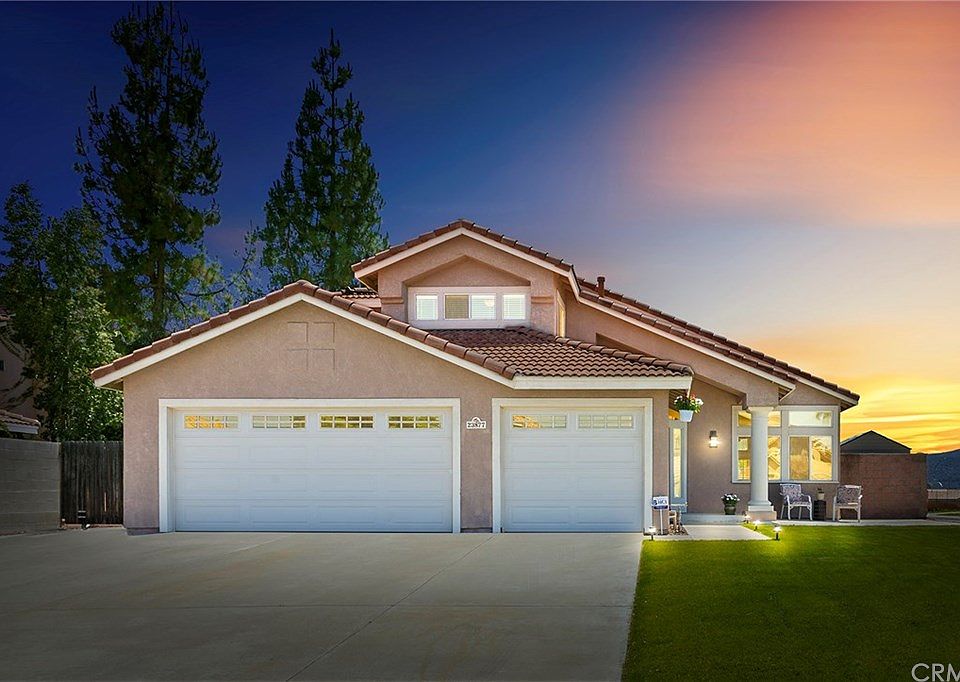 1st image of 23877 Cadenza Dr