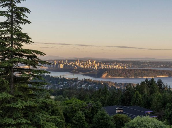 1445 Sandhurst Pl, West Vancouver, BC V7S 2P4