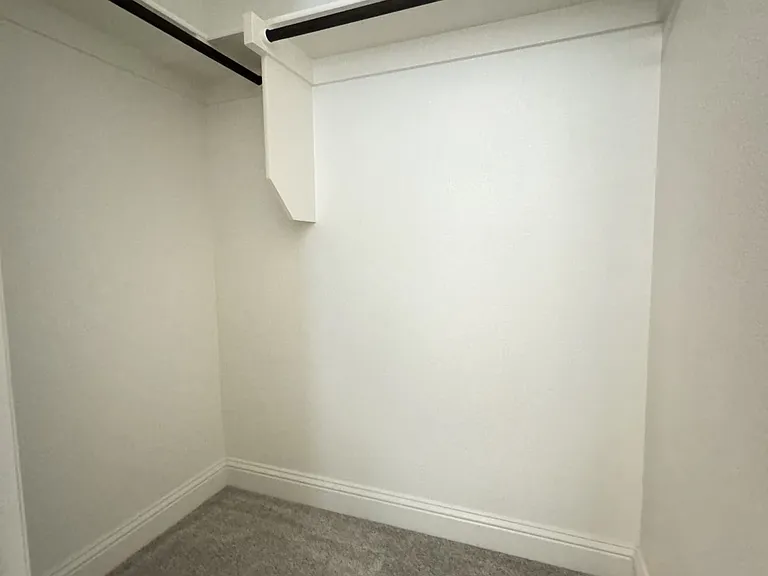 4516 Hammerstein Blvd — Photo 52