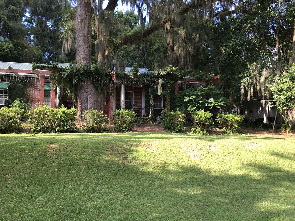 Front porch (main house).