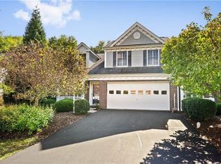 1412 Willowbrook Dr, Washington, PA