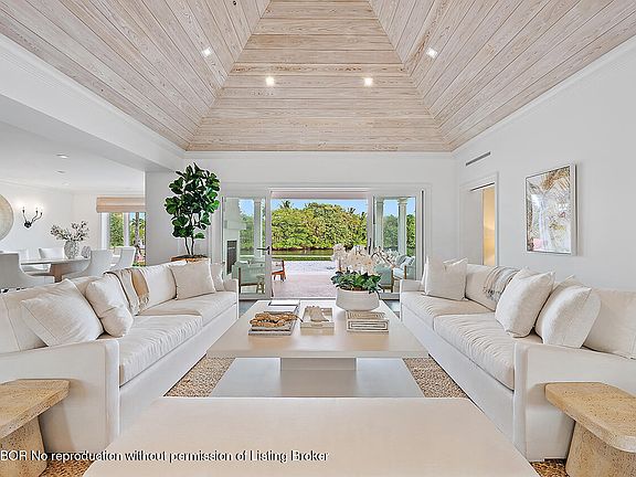 2nd image of 550 Island Dr