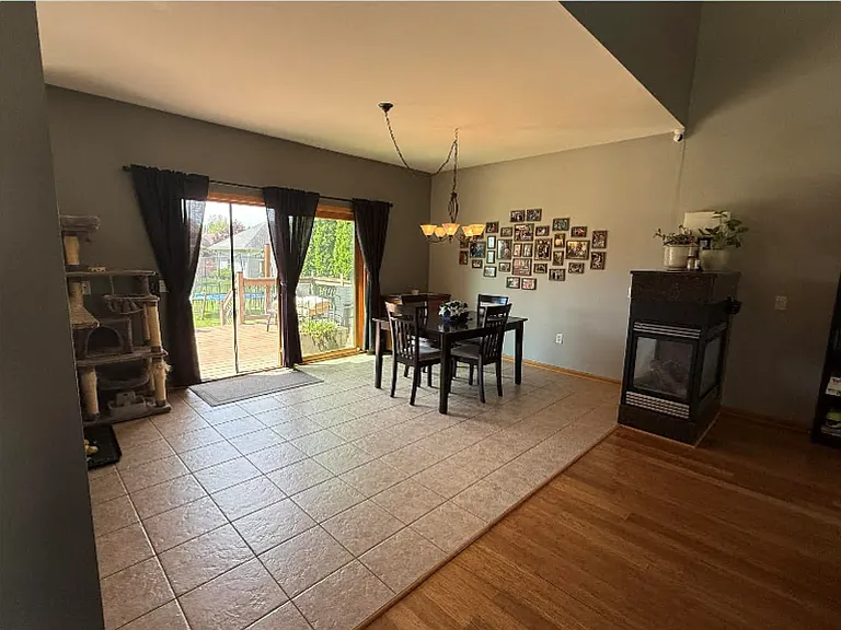 4363 Memorial Cir — Photo 13