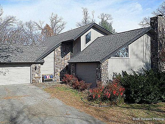 2nd image of 9519 Brooks Dr