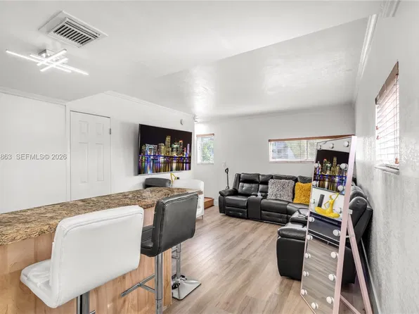 5611 W 25th Ct, Hialeah, FL