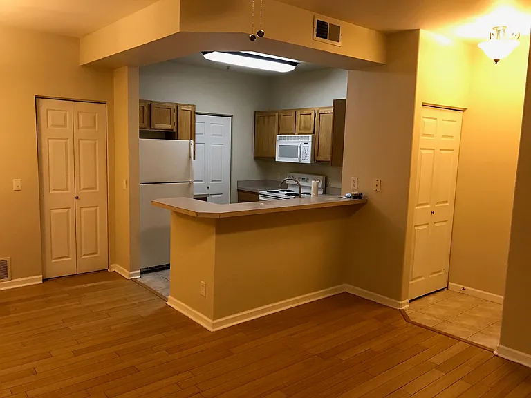 4545 Wheaton Dr #G220 — Photo 12