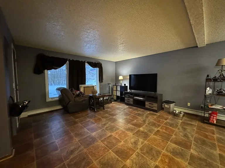 2951 N Kobuk Ave — Photo 6