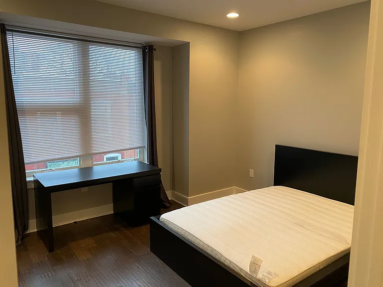 419 N Holly St — Photo 34