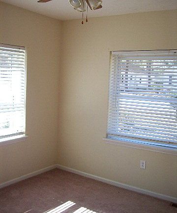 5th image of 504 S Audubon Ave