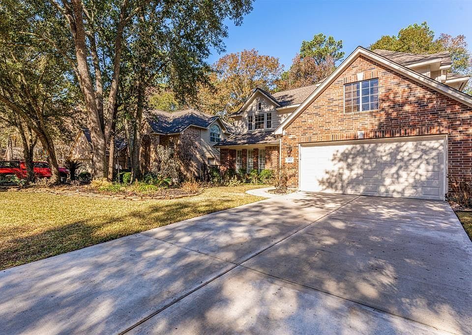 1st image of 182 N Wimberly Way