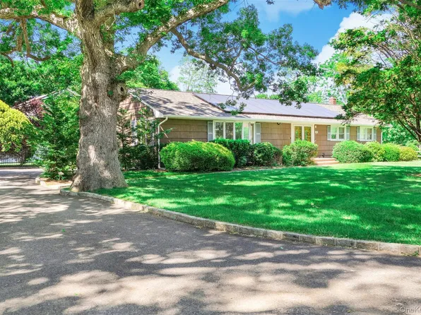 47 Oak Road, East Patchogue, NY 11772