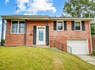 2940 Cavins Dr, Springfield, OH 45503